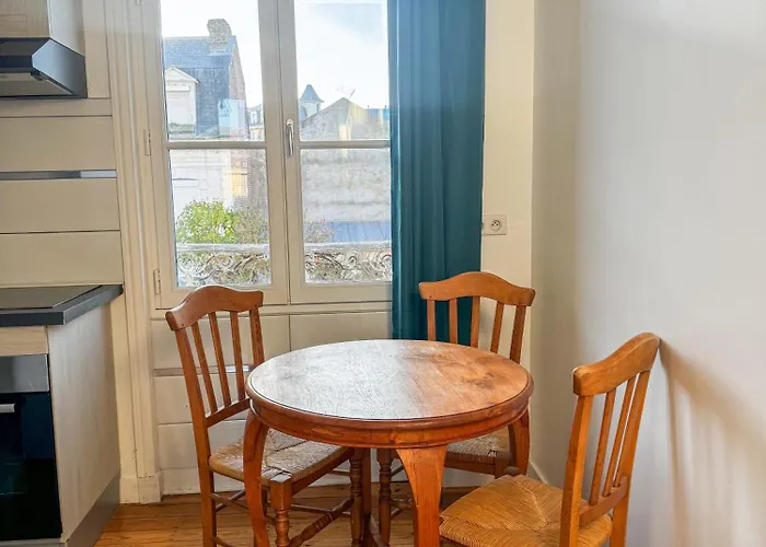 Apartman La Brise Marine - Deauville, A Deux Pas De La Gare